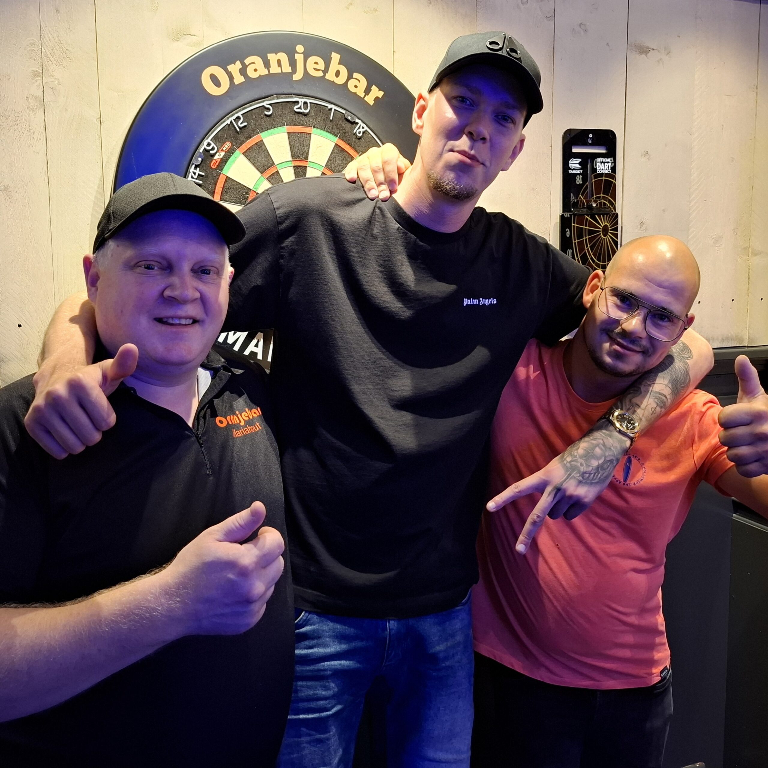 Oranjebar Super Ranking 53; Jimmy van Schie sluit tweede eerste speeldag af met 160 finish en het winnen van de dagzege.